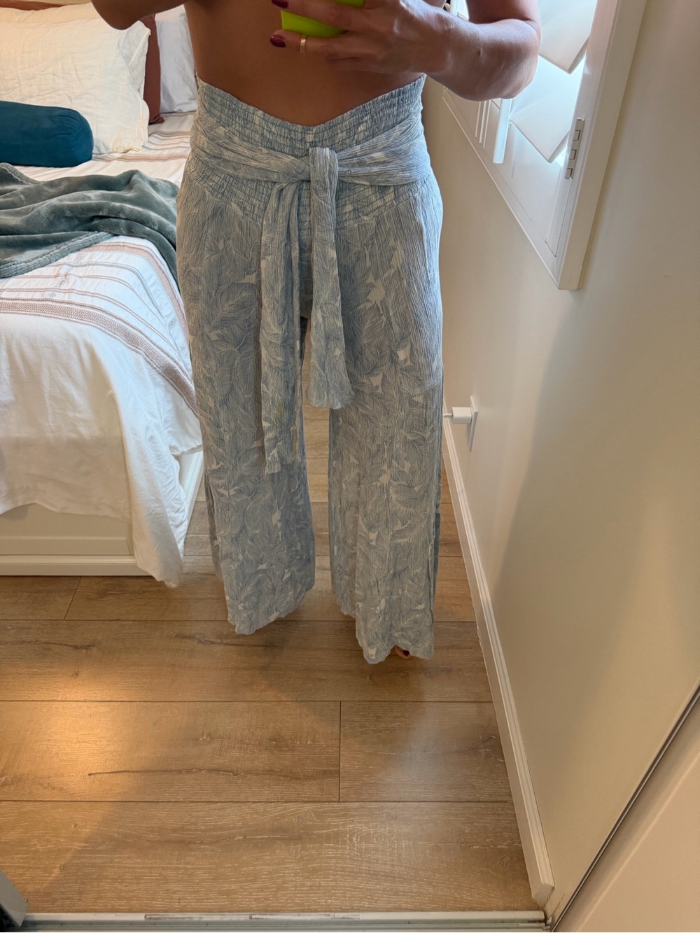 Light Blue Tropical Print Tie-Waist Wide Leg Pants
